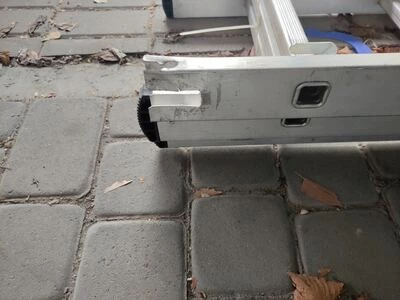 Драбина 3-секц. розкл. 3*9сх. 2,5-5,3м VHR T (УЦІНКА)