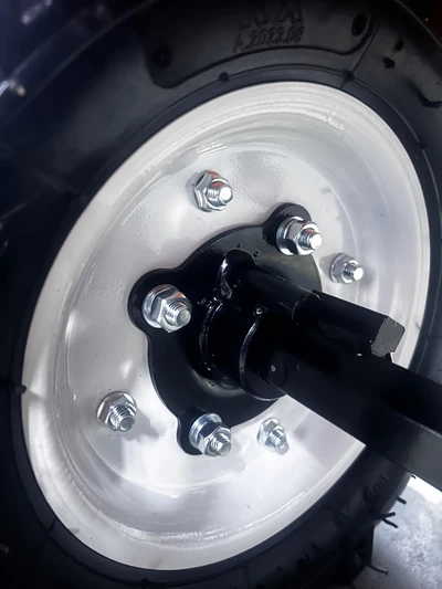 Мотоблок бенз. GH-7/120-4; 7к.с., ширина 60/100/120см, передач 3вперед/1назад, колеса 10"