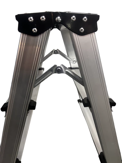 Стремянка 3сх. верх.сх. 0,58м, двостороння