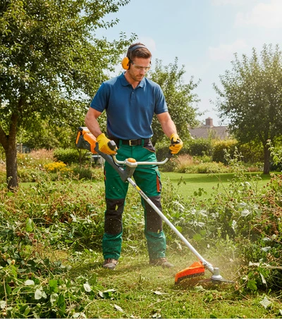 Кущоріз акум. BC56/1800BL, 56В, ширина косіння 25/42см, ніж + косильна головка, КАРКАС