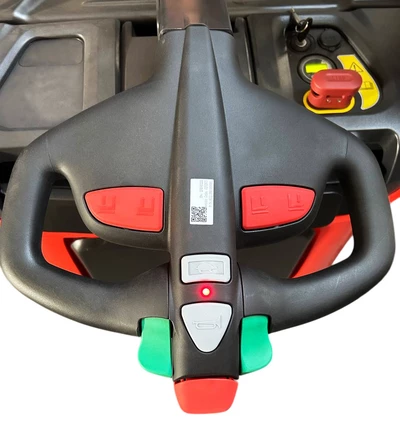 Штабелер електричний самохідний 1,6т/5,3м 24В/240Ah з площ. оператора