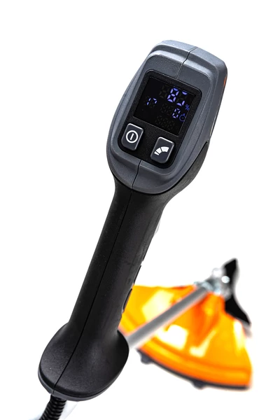 Кущоріз акум. BC56/1800BL KIT, 56В, ширина косіння 25/42см, ніж + косильна головка, акум. 4А*год + зарядний пристрій