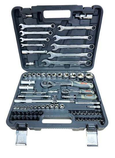 Набір інструменту 82од. 1/2-1/4" 4-32мм пластик. кейс