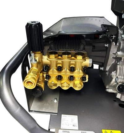 Мийка в/т 18G36-15A, тиск - 248Бар, прод. 18л/хв, шланг 8м, бенз.двигун