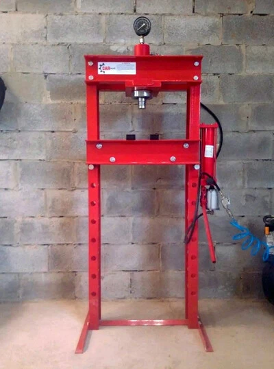 Пневмогідравлічний прес на 30 тон Carmax Гідропневматичний прес 30т