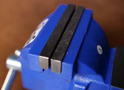 Лещата настільні у комплекті з поворотною плитою Holzmann WBS 100N