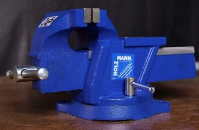 Лещата настільні у комплекті з поворотною плитою Holzmann WBS 125N