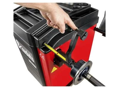 Автоматичний балансувальний верстат REDATS W-680 (230 V, 10" - 24", ALU9)